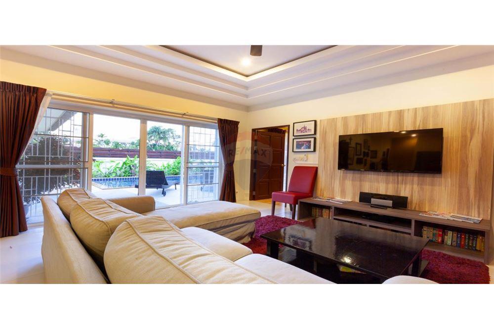 Condo for sale Rawai condo for rent Phuket house and land