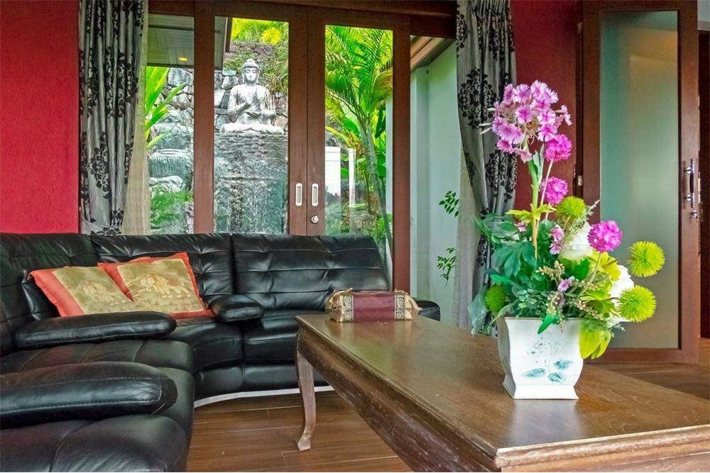 For sale and rent Villa Talat Yai condo Phuket house and land