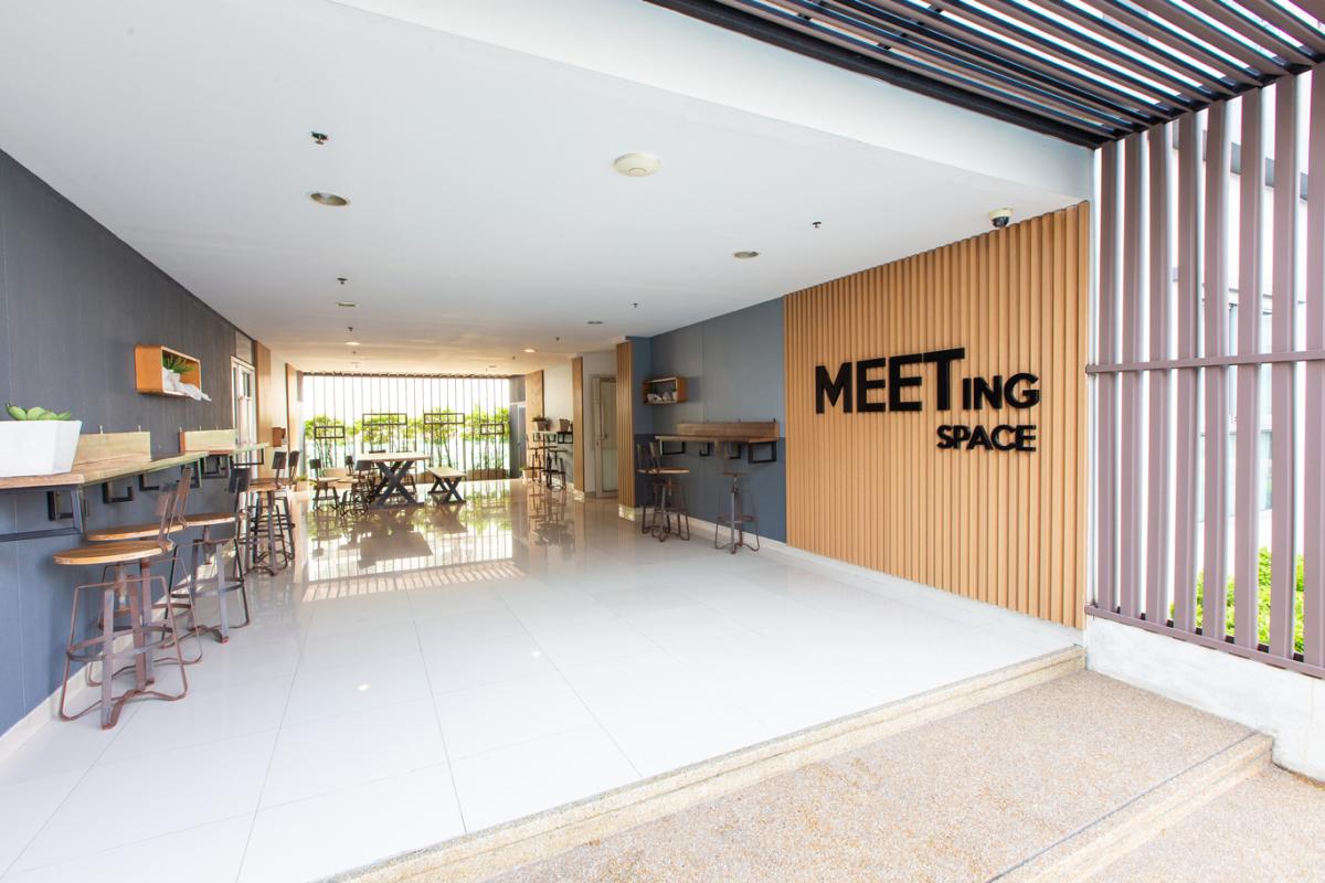 Q house condo for sale 